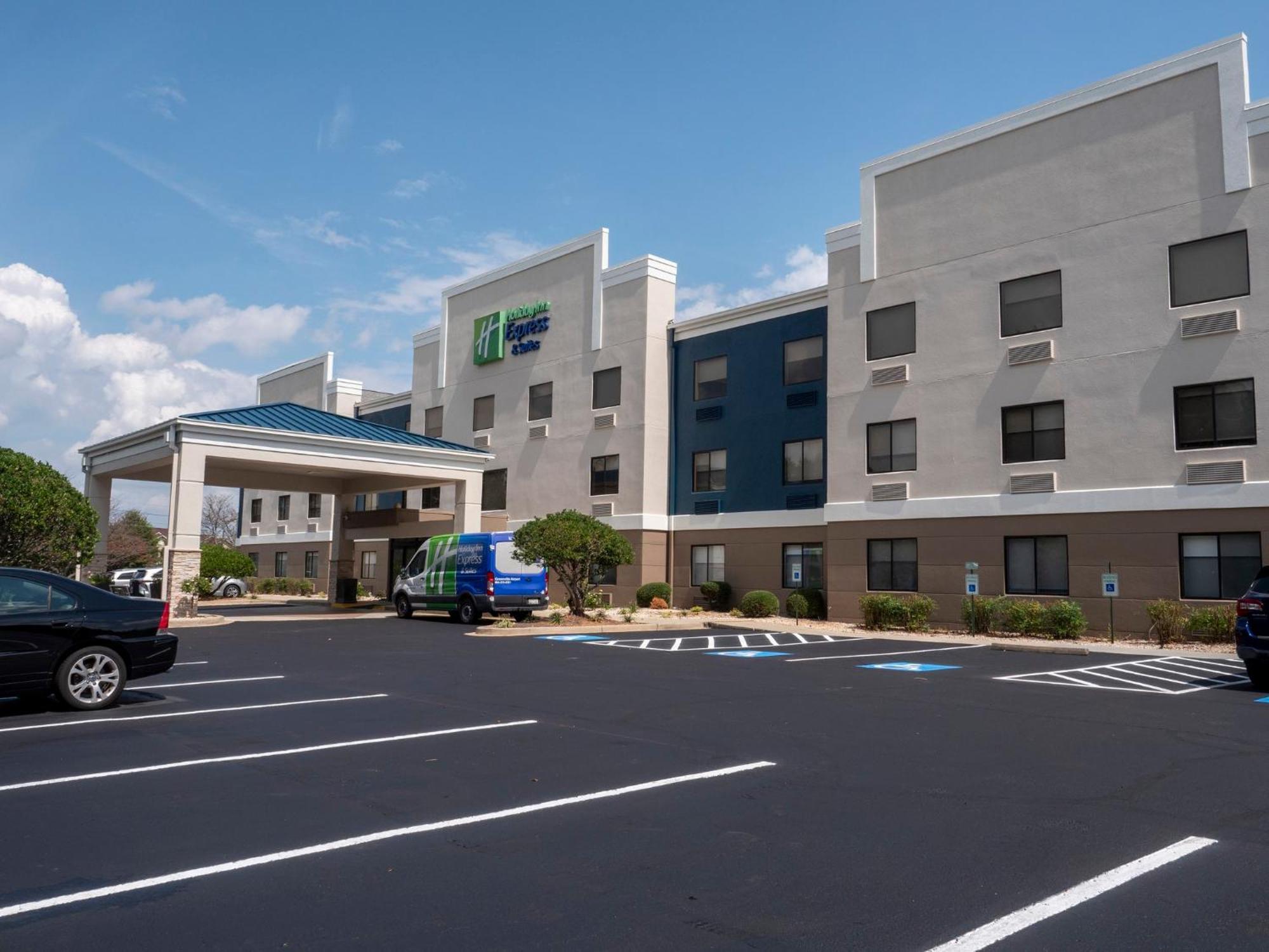 Holiday Inn Express & Suites I-85 Greenville Airport, An Ihg Hotel Exterior foto